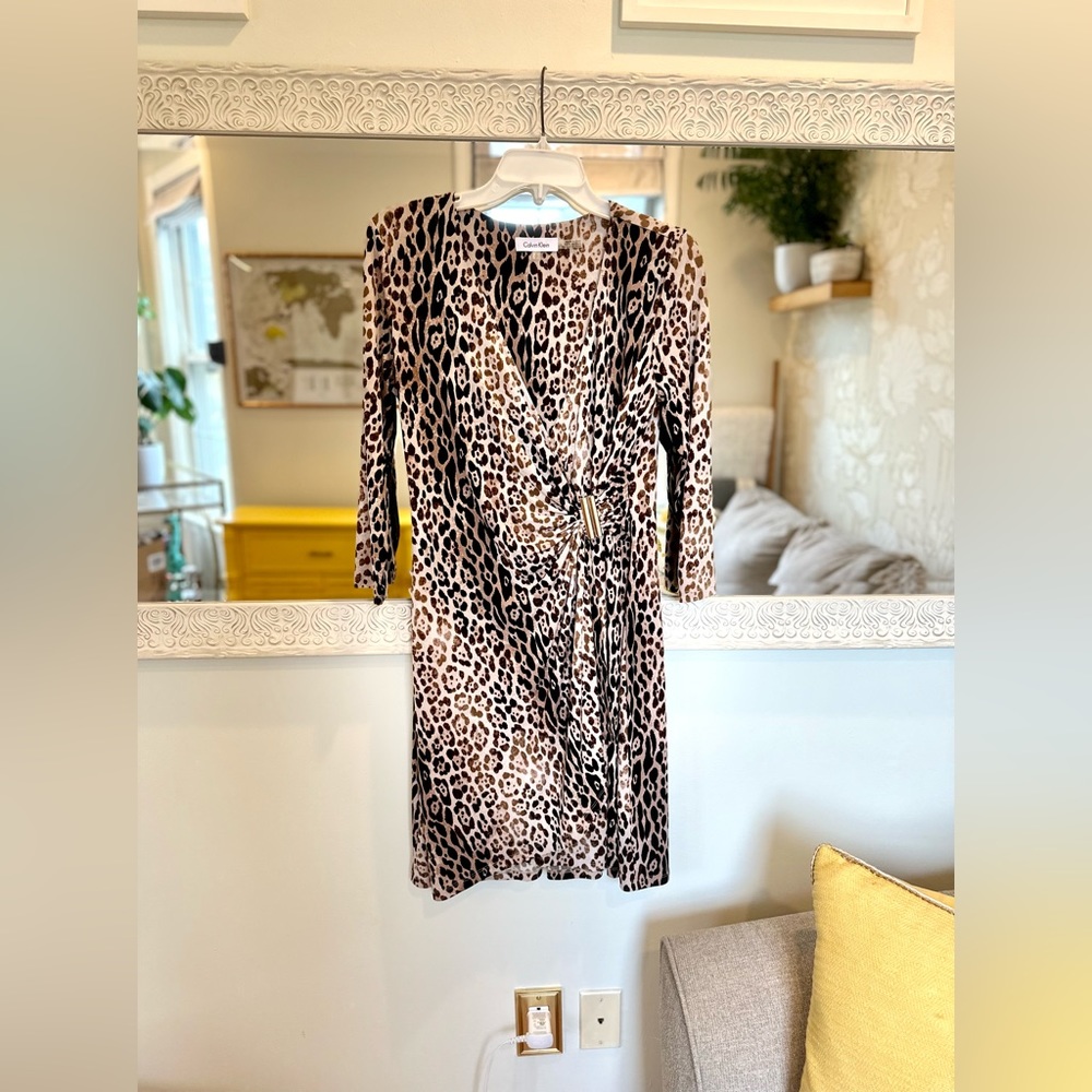 NWOT Calvin Klein Leopard Wrap Dress w/ Side Gold Accent, 3/4 Length Sleeves, S - Picture 10 of 13